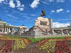 УЛААНБААТАРТ 1.5 САЯ ЦЭЦЭГ ТАРИНА