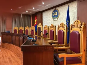 ЦАГДААГИЙН АЛБАНЫ ТУХАЙ ХУУЛИЙН ТҮР СААТУУЛАХТАЙ ХОЛБООТОЙ ЗААЛТ ҮНДСЭН ХУУЛЬ ЗӨРЧСӨН ГЭЖ ЦЭЦ ДҮГНЭЛЭЭ
