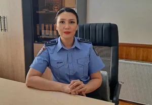 ГЭР БҮЛИЙН ХҮЧИРХИЙЛЛЭЭС УРЬДЧИЛАН СЭРГИЙЛЭХ ЧИГЛЭЛЭЭР ЦЕГ-ЫН УСХ-ЫН МЭРГЭЖИЛТЭН ЦАГДААГИЙН ДЭСЛЭГЧ Н.БАДАМЦЭЦЭГ