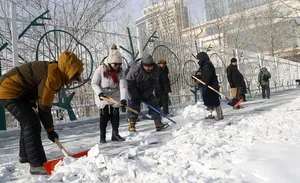 ДАГТАРШИХААС НЬ ӨМНӨ ОЙР ОРЧМЫН 50 МЕТРЫН ЦАСАА ЦЭВЭРЛЭХИЙГ ААН-ҮҮДЭД УРИАЛАВ