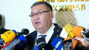 Ц.ТУВААН: ШАТАХУУН ИМПОРТЛОГЧИД ТОДОРХОЙ ҮНДЭСЛЭЛГҮЙ ШӨНИЙН ЦАГААР ҮНЭЭ НЭМСЭН НЬ УЛСТӨРИЙН НӨЛӨӨТЭЙ БАЙХЫГ ҮГҮЙСГЭХГҮЙ