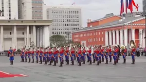 МОНГОЛ УЛСЫН ЕРӨНХИЙЛӨГЧ У.ХҮРЭЛСҮХ, ГЭРГИЙ Л.БОЛОРЦЭЦЭГ НАР БҮГД НАЙРАМДАХ УЗБЕКИСТАН УЛСЫН ЕРӨНХИЙЛӨГЧ ШАВКАТ МИРЗИЁЕВ, ГЭРГИЙ ЗИРОАТ МИРЗИЁЕВА НАРЫГ АЛБАН ЁСООР УГТАХ ЁСЛОЛ БОЛЖ БАЙНА