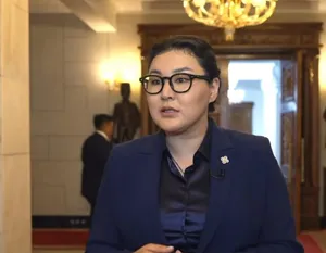 УИХ-ЫН ГИШҮҮН Э.БОЛОРМАА: ЗЭЭЛИЙН ХҮҮГ БУУРУУЛАХТАЙ ХОЛБООТОЙ АЖЛЫН ХЭСЭГ АЖИЛЛАСНЫ ҮР ДҮНД САНХҮҮГИЙН ХЭРЭГЛЭГЧДИЙН ЭРХ АШГИЙГ ХАМГААЛАХ ЧИГЛЭЛЭЭР ЭРХ ЗҮЙН ОРЧНЫГ САЙЖРУУЛАХААР БОЛЛОО
