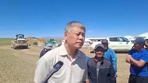 АЛТ УХАХ ГЭЖ БАЙГАА ХЯТАДУУД! /ГОВЬ-АЛТАЙ АЙМГИЙН ТАЙШИР СУМЫН ГАЛУУТ БАГ/
