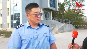 Сүлжээ дэлгүүрийн худалдагчийг зодож дээрэмдсэн этгээдийг Дархан-уул аймгийн ЦГ-аас шалгаж байна
