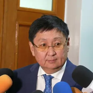 Ч.ХҮРЭЛБААТАР: Г.ЗАНДАНШАТАР ХУЛГАЙТАЙ ЭВЛЭРЭХГҮЙ ГЭЖ ГАРСАН ГЭДЭГ НЬ ХУДЛАА ЯРИА. ТАЛ ТАЛДАА ЖУДАГТАЙ БАЙХ ЁСТОЙ