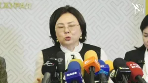 ЭРҮҮЛ МЭНДИЙН ДААТГАЛЫН ТОГТОЛЦООГ ӨӨРЧЛӨХ АСУУДЛААР МЭДЭЭЛЭЛ ХИЙЖ БАЙНА