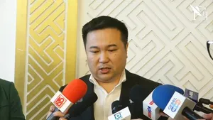 П. Сайнзориг: Төсвийн байнгын хорооны дарга Х.Ганхуяг Шадар сайд болох гээд энэ төсвийг батлуулах гэж улайран дайрч байна