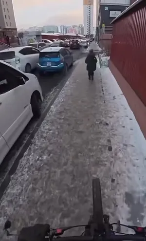 ХЭН НЭГЭНД ТУСЛАХДАА БАЯРТАЙ БАЙДАГ ИЙМ ХҮМҮҮСИЙГ ХАЙРЛАЖ ЯВААРАЙ❤️