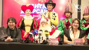 “SANTA VILLAGE”-САНТАГИЙН ТОСГОН ҮҮД ХААЛГАА НЭЭХЭД 1 ХОНОГ ҮЛДЛЭЭ