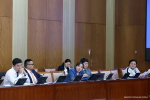 БОХХААБХ: Цаг үеийн сэдвээр салбарын яамдын мэдээллийг сонслоо