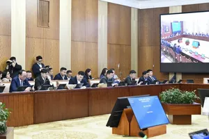ТББХ: Монгол Улсын Ерөнхий сайдыг огцруулах тухай саналыг хэлэлцэж эхэллээ