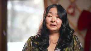 С.АЛТАНЦЭЦЭГ: ХАГАС КОКСОН ТҮЛШ НЭВТРҮҮЛСНЭЭР ӨНГӨРСӨН ЖИЛТЭЙ ХАРЬЦУУЛАХАД ҮНЭР АРАЙ БАГА ЮМУУ ГЭСЭН МЭДРЭМЖ БАЙНА