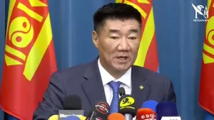 ШУУД: Эрчим хүчний сайд Б.Чойжилсүрэн мэдээлэл өгч байна