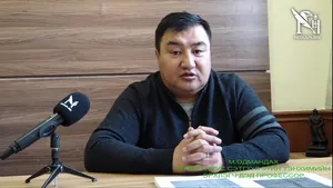 МУБИС-ИЙН НХУС-ИЙН СЭТГҮҮЛ ЗҮЙН ТЭНХИМИЙН ЭРХЛЭГЧ ДЭД ПРОФЕССОР М.ОДМАНДАХ : ҮНДЭСНИЙ СЭТГҮҮЛ ЗҮЙН ӨДРӨӨ ОН ТООЛЛЫН ХУВЬД БОДОЖ ҮЗЭЭД ЗӨВ ӨДРӨӨ ТЭМДЭГЛЭЭСЭЙ ГЭЖ ХҮСЭЖ ЯВДАГ