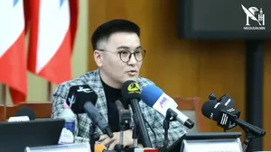 ШУУД: АН-ЫН БҮЛГЭЭС ЕРӨНХИЙЛӨГЧИЙН ӨРГӨН МЭДҮҮЛСЭН ХУУЛЬ БОЛОН ҮБХ-НЫ ХУРЛЫН ТАЛААР МЭДЭЭЛЭЛ ХИЙЖ БАЙНА