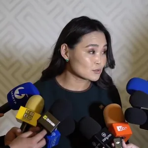 Ч.НОМИН: ЭРҮҮГИЙН ХУУЛИЙН 13.14 ДҮГЭЭР ЗААЛТ НЬ ХЭН НЭГЭН ЭРХ МЭДЭЛТЭН ӨӨРТӨӨ АШИГТАЙ БАЙДЛААР СЭТГҮҮЛЧИЙГ МОХООХ ЗЭВСЭГ БОЛГОН АШИГЛАХ АЮУЛТАЙ.  ГҮТГЭХ ЗААЛТЫГ ЭРҮҮГИЙН БИШ ИРГЭНИЙ ХУУЛИАР ЗОХИЦУУЛАХ