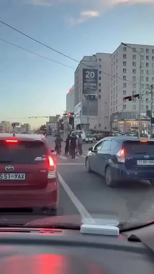 ХУУЛЬ ХЭРЭГЖДЭГГҮЙ УЛСАД СУРРОН, СКҮҮТЕРТЭЙ ХҮҮХДҮҮД НЬ ТӨРИЙН ЦАГДААГ ИНГЭЖ ҮЛ ТООЖ БАЙНА