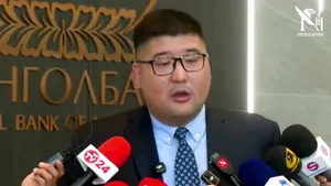 ШУУД: МОНГОЛ БАНКНААС ЗЭЭЛИЙН МЭДЭЭЛЛИЙН САН БУЮУ “ХАР ЖАГСААЛТ”-ТАЙ ХОЛБООТОЙ МЭДЭЭЛЭЛ ХИЙЖ БАЙНА